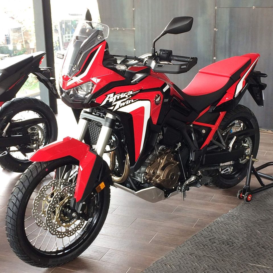 Honda CRF1100L Africa Twin 2014 fotoğraf 2