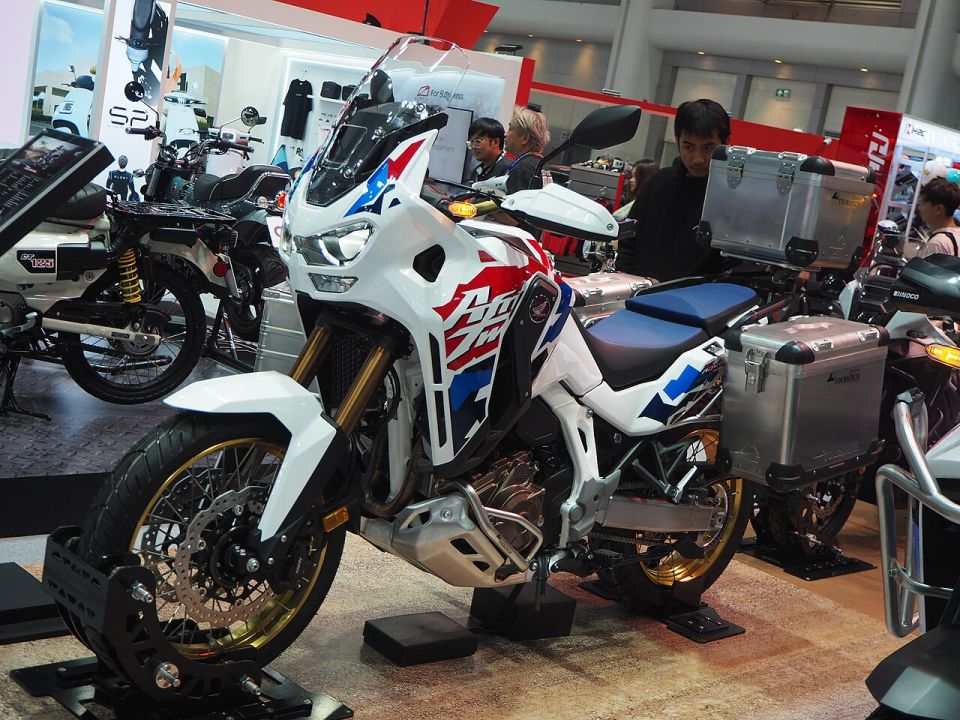 Honda CRF1100L Africa Twin 2014 fotoğraf 1