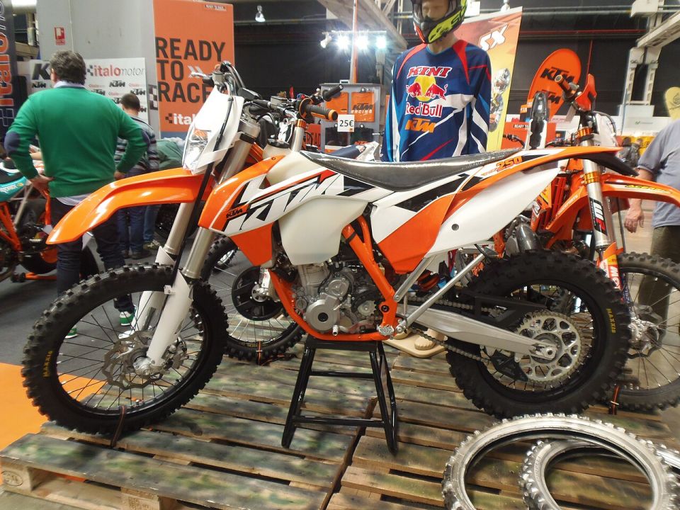KTM 250 EXC 2026 fotoğraf 2