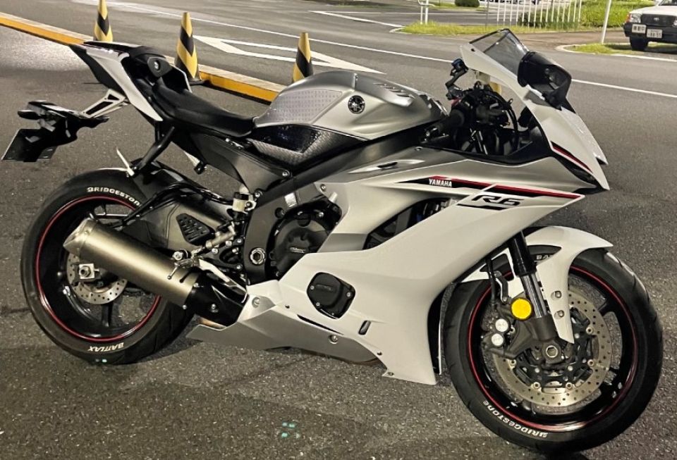 Yamaha YZF-R6 2015 fotoğraf 2